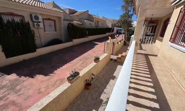 Sale - Detached Villa -
Algorfa - Montemar