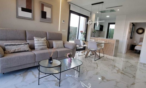 Resale - Freistehende Villa -
Los Montesinos