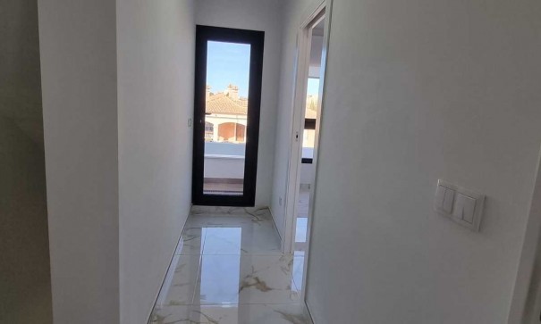 Resale - Freistehende Villa -
Los Montesinos