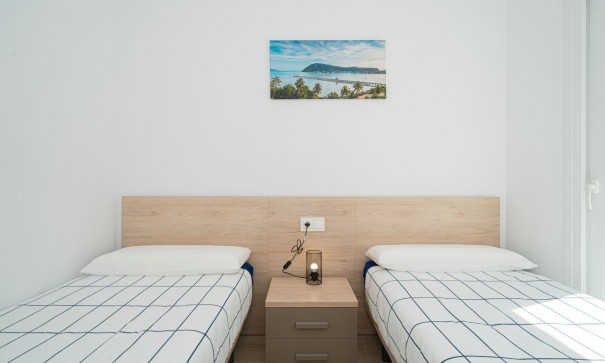 Sprzedaż - Willa w zabudowie bliźniaczej -
Avileses