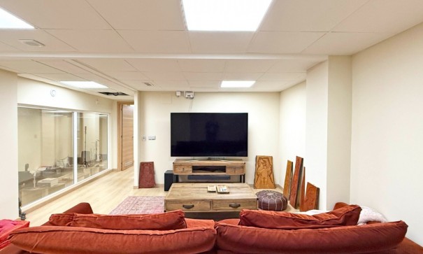 Videresalg - Kommerciel -
Torrevieja