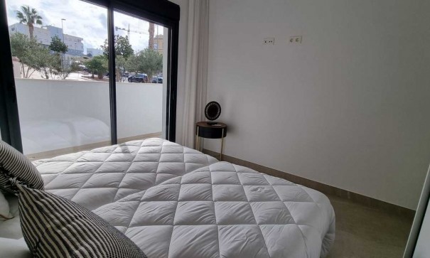 Venta - Apartamento piso -
Los Montesinos - Montesinos