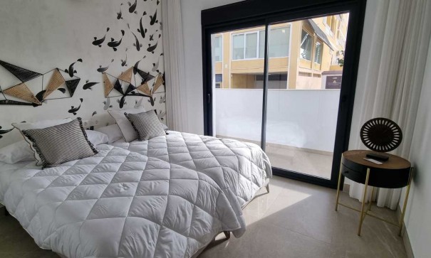 Venta - Apartamento piso -
Los Montesinos - Montesinos