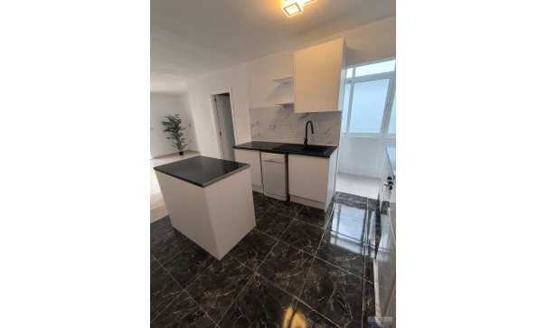 Sale - Apartment Flat -
Torrevieja - Playa del Cura