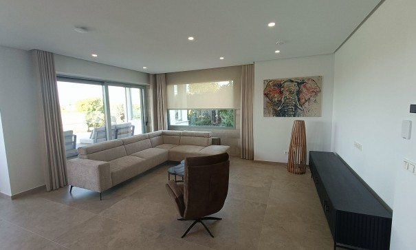 Sale - Detached Villa -
Benijofar