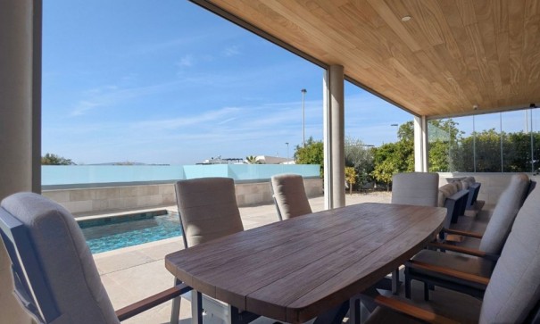 Sprzedaż - Willa wolnostojąca -
Benijofar