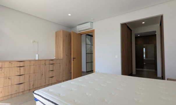 Sprzedaż - Willa wolnostojąca -
Benijofar