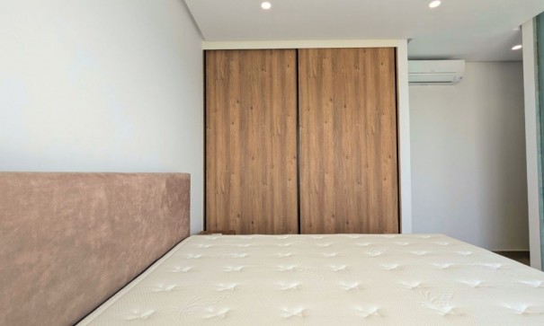 Sprzedaż - Willa wolnostojąca -
Benijofar