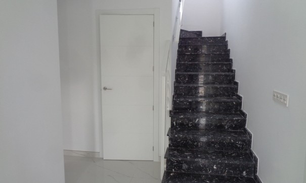 Nowa konstrukcja - Willa wolnostojąca -
Pinoso