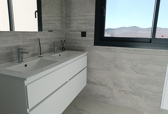 Obra Nueva - Chalet Independiente -
Pinoso