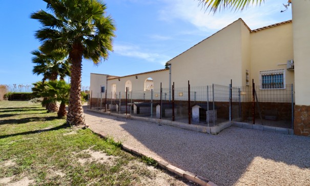 Resale - Finca Landgut -
Catral