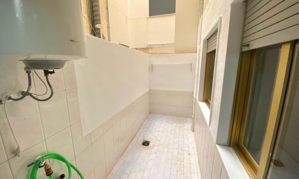 Revente - Appartement -
Torrevieja - La Mata