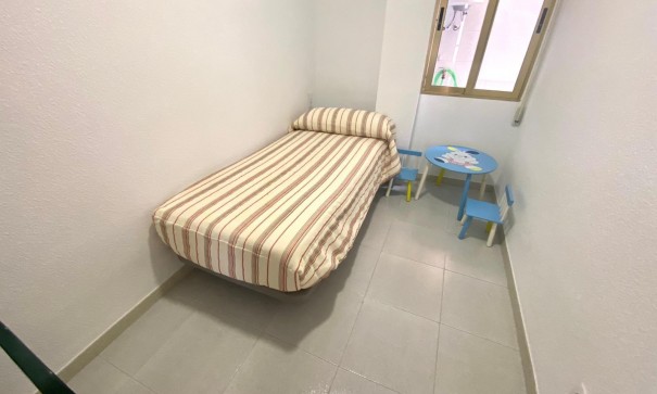 Revente - Appartement -
Torrevieja - La Mata