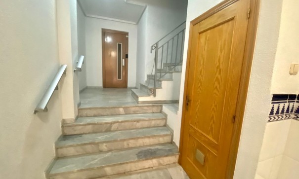 Revente - Appartement -
Torrevieja - La Mata