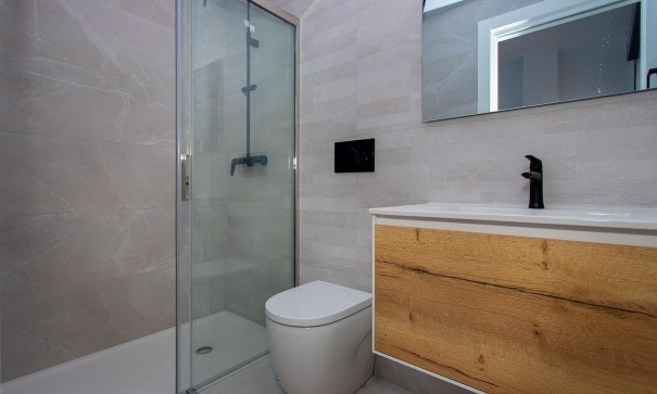 Sale - Apartment Flat -
Torrevieja - Paseo maritimo