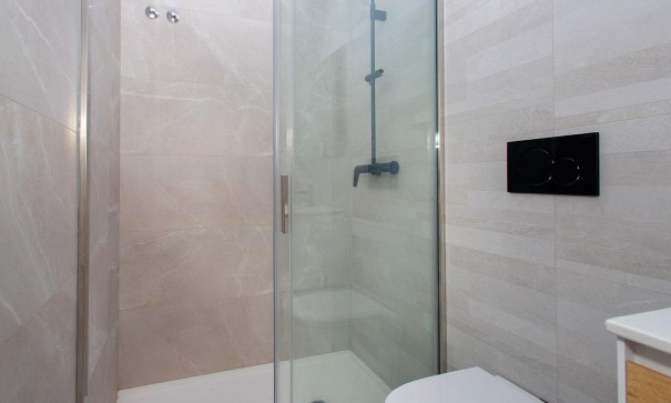 Sale - Apartment Flat -
Torrevieja - Paseo maritimo