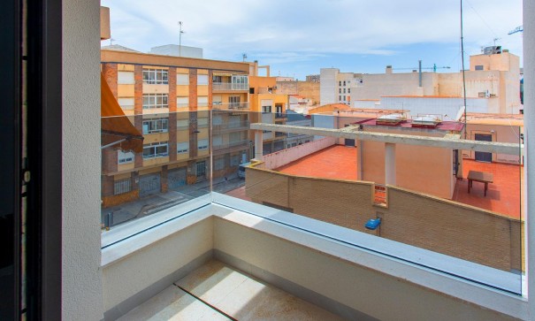 Sale - Apartment Flat -
Torrevieja - Paseo maritimo