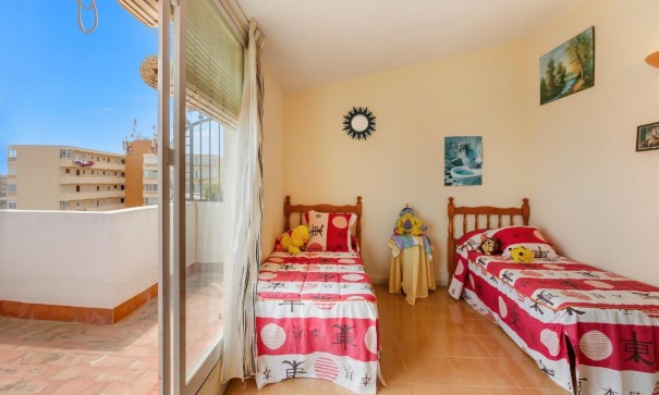 Revente - Appartement -
Torrevieja - Torreblanca