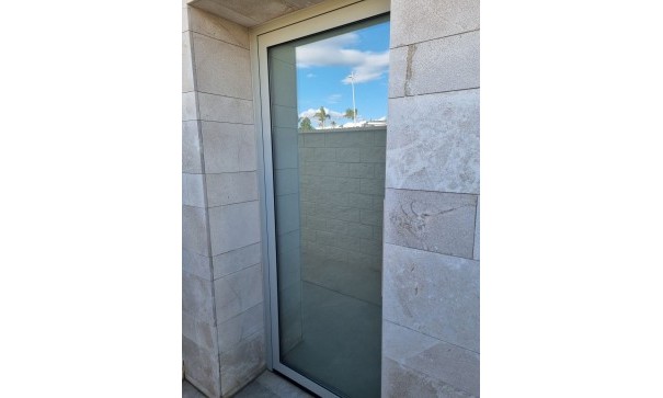 Videresalg - Fritliggende villa -
Benijofar