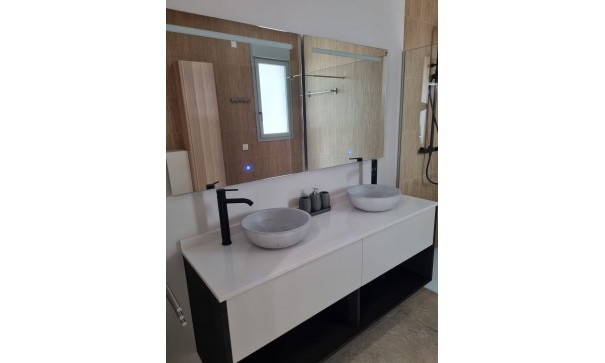 Videresalg - Fritliggende villa -
Benijofar