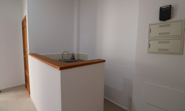 Resale - Kommerziell -
Jacarilla - Jacarilla - Town