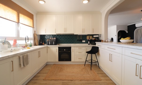 Återförsäljning - Finca lantlig egendom -
Rojales - Rojales - Country