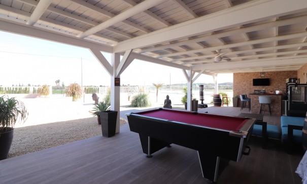 Återförsäljning - Finca lantlig egendom -
Rojales - Rojales - Country