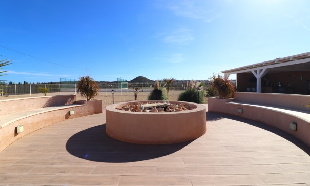 Återförsäljning - Finca lantlig egendom -
Rojales - Rojales - Country