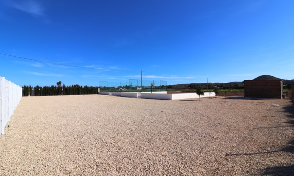 Återförsäljning - Finca lantlig egendom -
Rojales - Rojales - Country