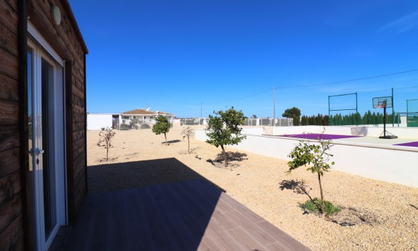 Återförsäljning - Finca lantlig egendom -
Rojales - Rojales - Country