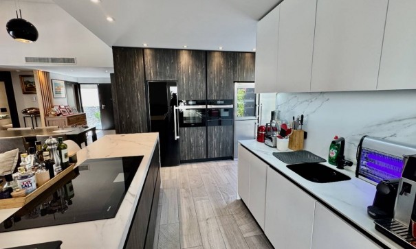 Sale - Detached Villa -
La Finca Golf - Algorfa