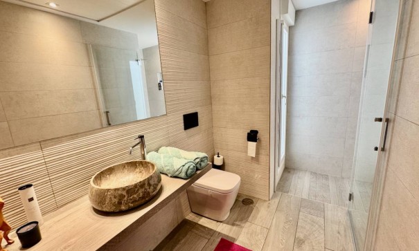 Sale - Detached Villa -
La Finca Golf - Algorfa