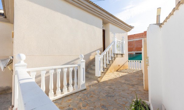 Resale - Freistehende Villa -
Rojales - Campo de golf la marquesa
