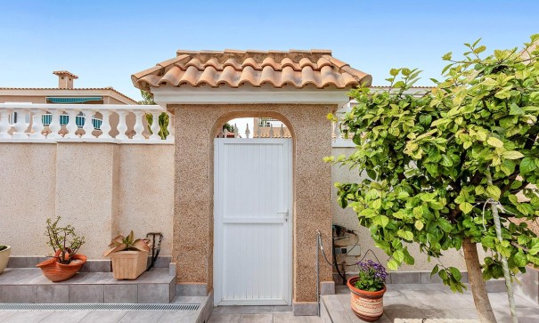 Återförsäljning - Fristående villa -
Torrevieja - Los Balcones - Los Altos del Edén