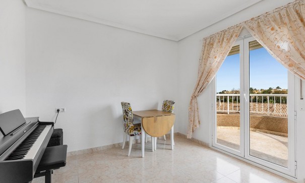 Återförsäljning - Fristående villa -
Torrevieja - Los Balcones - Los Altos del Edén