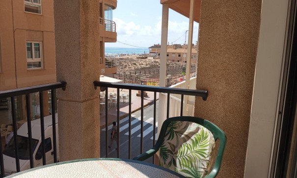 Revente - Appartement -
Torrevieja - La Mata