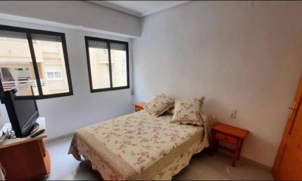 Revente - Appartement -
Torrevieja - La Mata