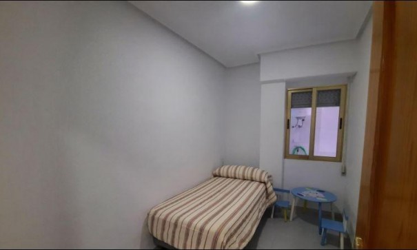 Revente - Appartement -
Torrevieja - La Mata