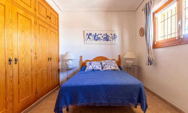 Sale - Apartment Flat -
Torrevieja - Punta prima