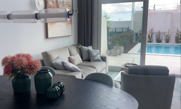 Sprzedaż - Willa w zabudowie bliźniaczej -
Algorfa