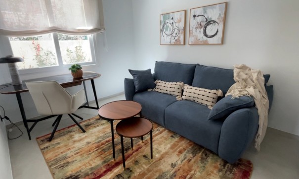 Sprzedaż - Willa w zabudowie bliźniaczej -
Algorfa