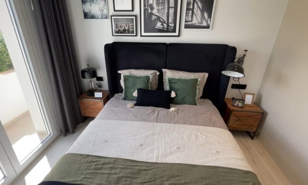 Resale - Freistehende Villa -
Algorfa