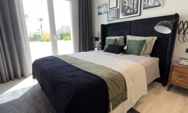 Resale - Freistehende Villa -
Algorfa