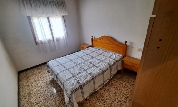 Återförsäljning - Finca lantlig egendom -
Hondón de las Nieves