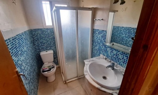 Återförsäljning - Finca lantlig egendom -
Hondón de las Nieves