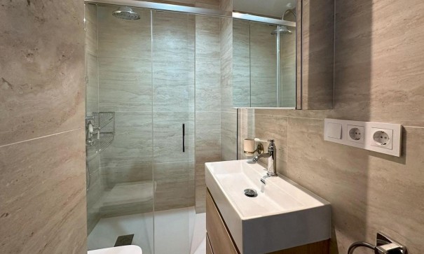 Återförsäljning - Lägenhet lägenhet -
Torrevieja