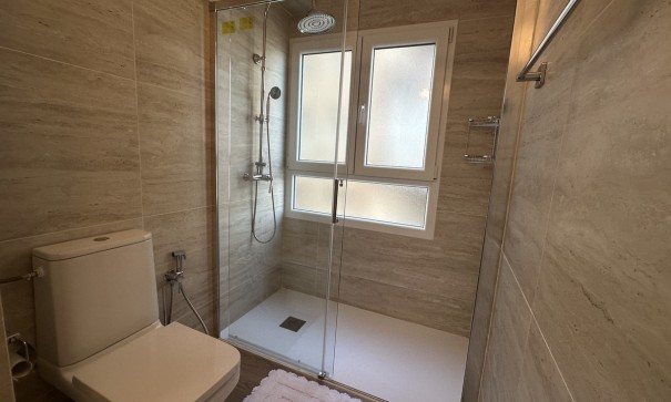 Återförsäljning - Lägenhet lägenhet -
Torrevieja