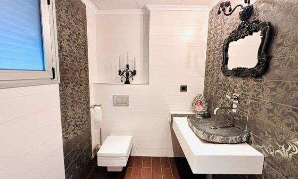 Revente - Appartement -
Torrevieja - Estacion de autobuses