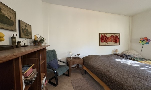 Resale - Freistehende Villa -
Perin