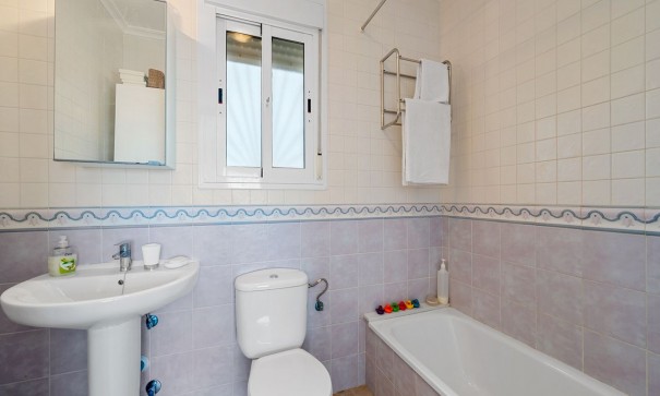 Revente - Villa Individuelle -
Rojales - Rojales Hills